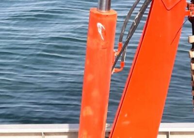 officina oleodinamica Dp Oleodinamic - Sassari Porto Torres Officina Riparazioni oleodinamiche - scale aeree tubi alta pressione camion gru imbarcazioni
